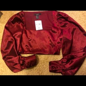 NWT Faux silk maroon balloon sleeve crop top
